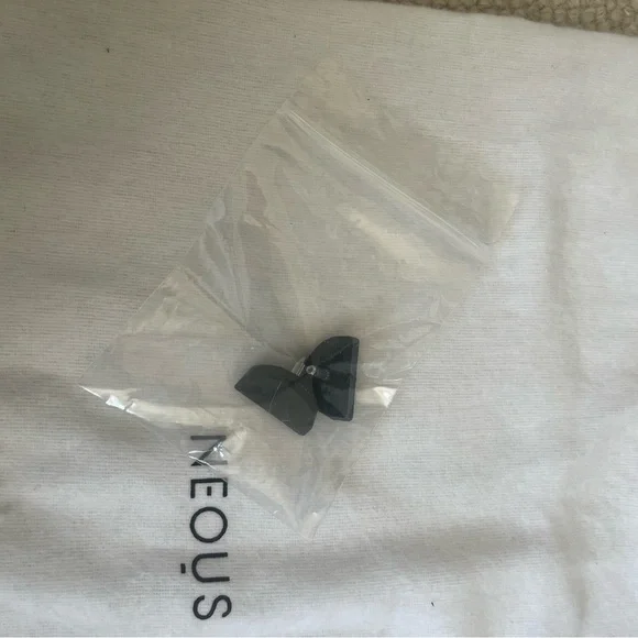 Neous Jumel Navy Strappy Square-Toe Heeled Sandals Sz 39 - Picture 8 of 11